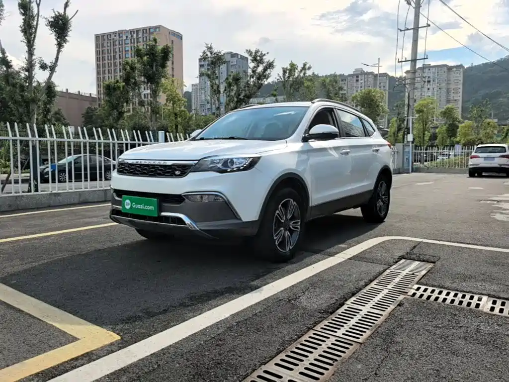 Leopaard CS10 2018