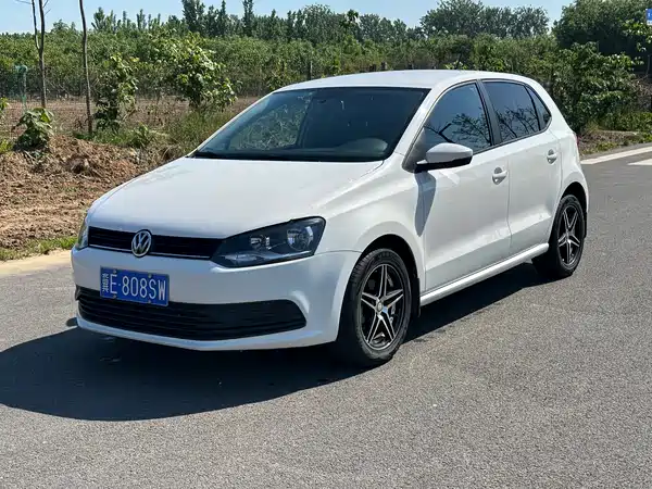 Volkswagen Polo 2016