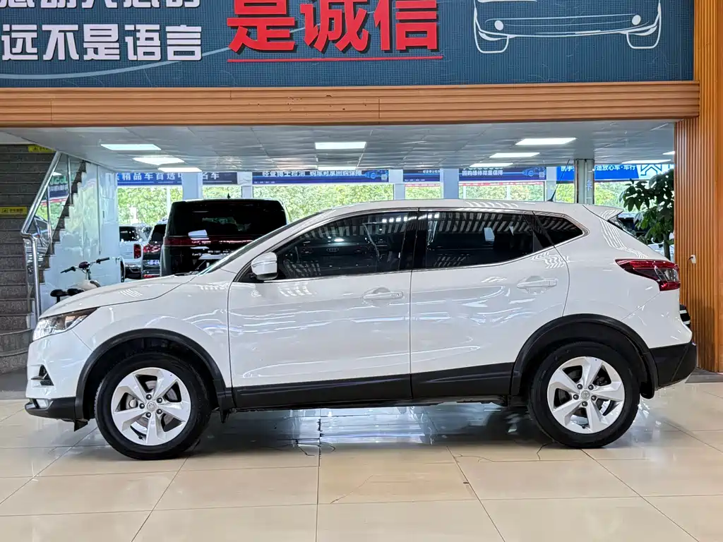 Nissan Qashqai 2022 — фото 7
