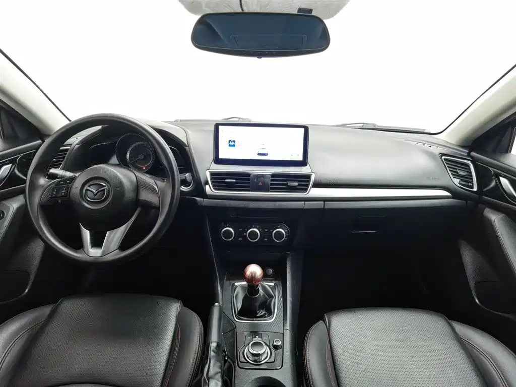 Mazda 3 Axela 2016 — фото 5