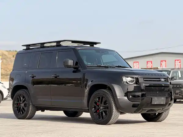 Land Rover Defender 2021