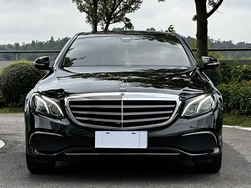 Mercedes-Benz E-Class 2019 — фото 2