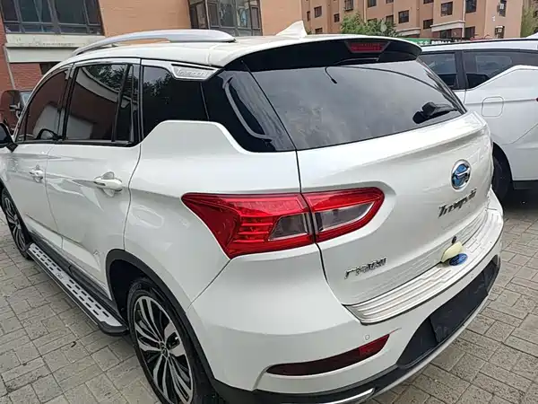 GAC Trumpchi GS4 2017