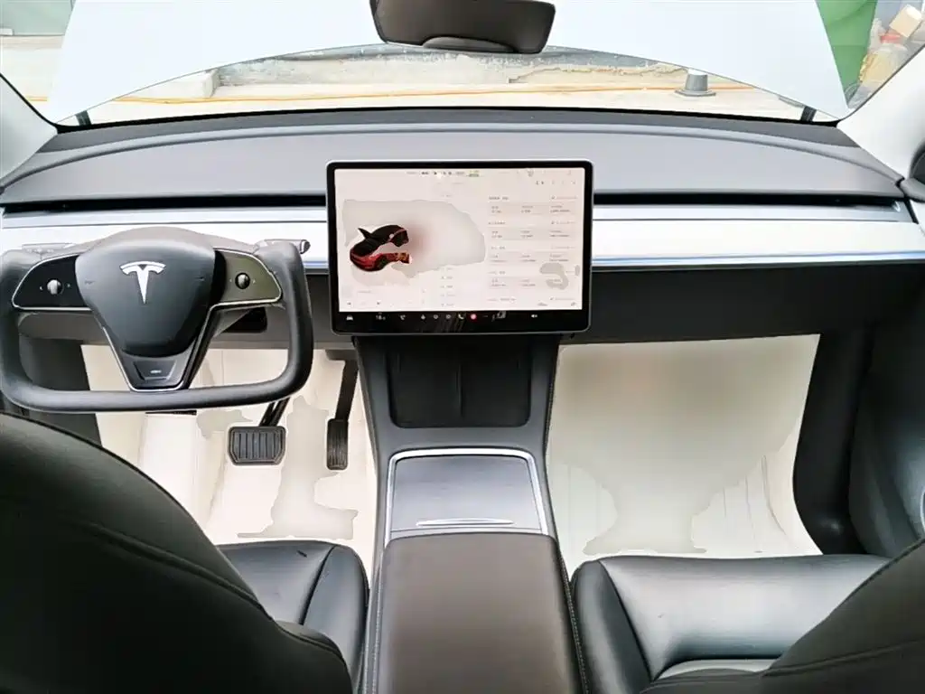 Tesla Model Y 2023 — фото 10