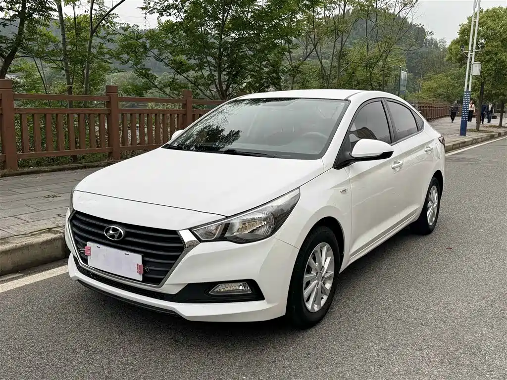 Hyundai Verna 2017