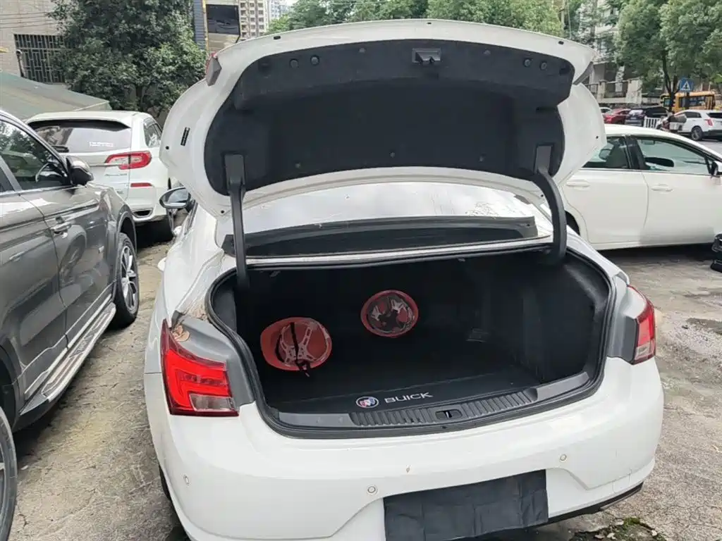 Buick Verano 2018 — фото 19