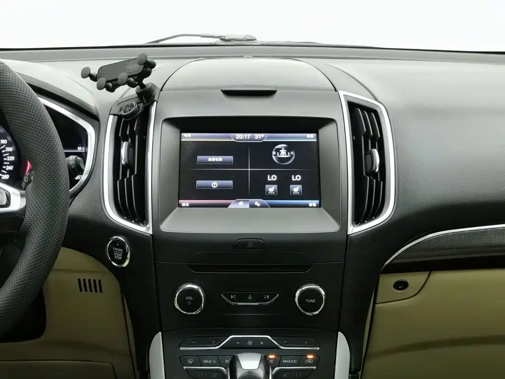 Ford Edge 2015 — фото 12