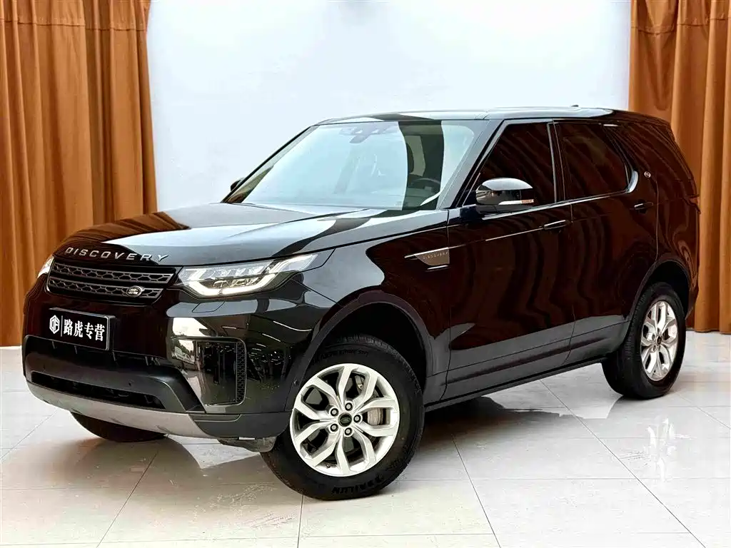 Land Rover Discovery 2019 — фото 1