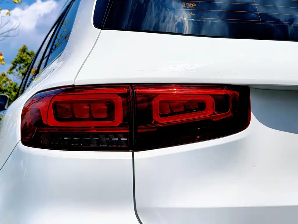 Mercedes-Benz GLB 2021 — фото 17