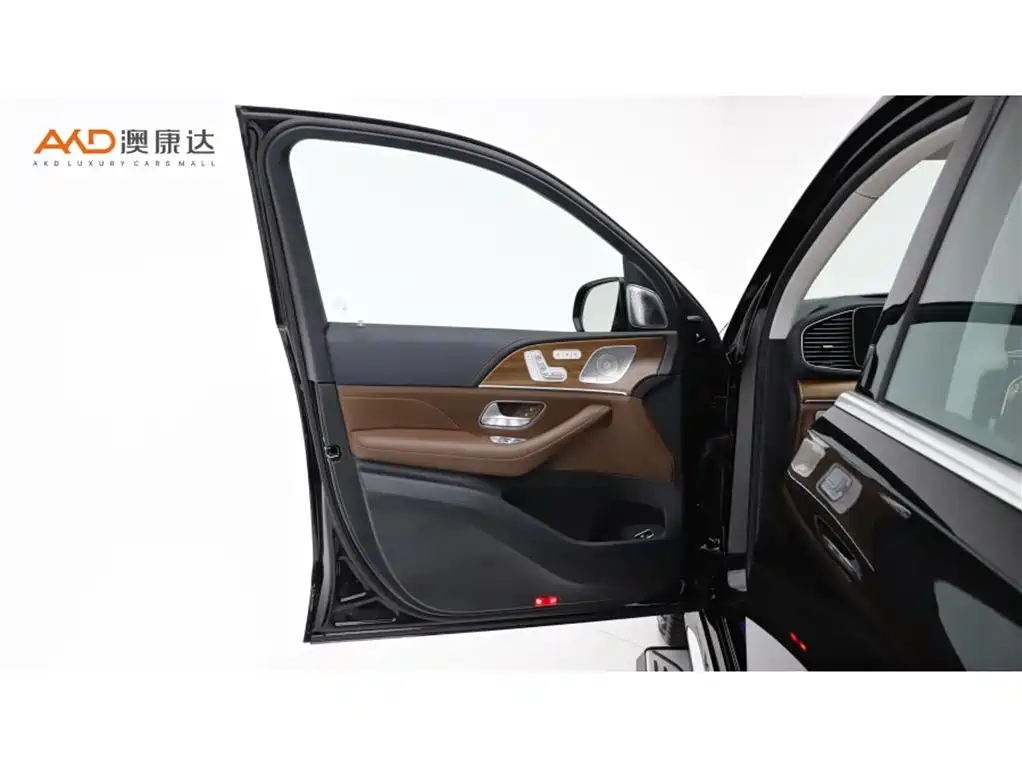 Mercedes-Benz GLS 2024 — фото 11