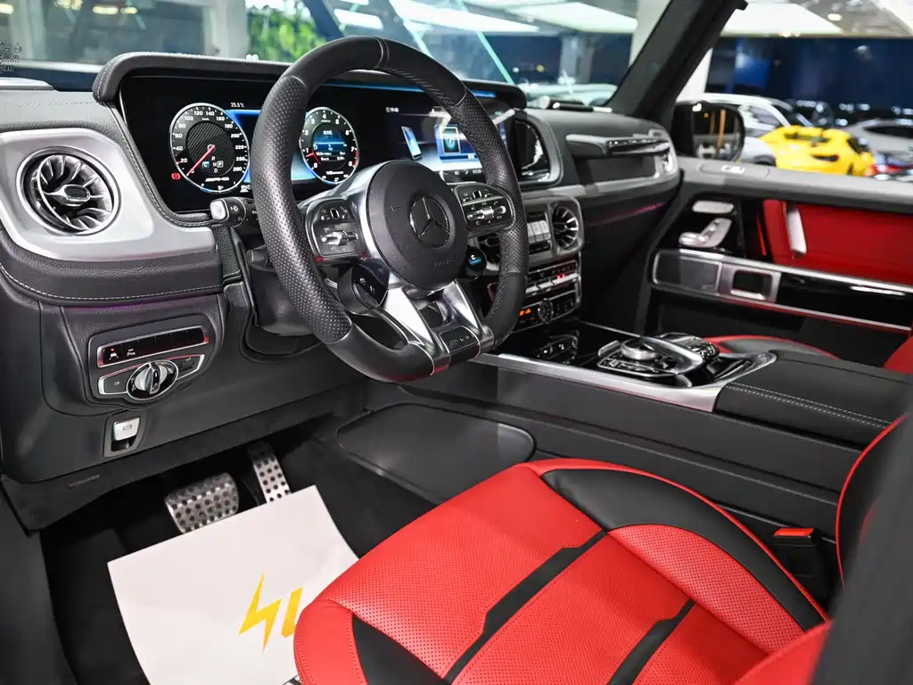 Mercedes-Benz G-Class AMG 2021 — фото 11