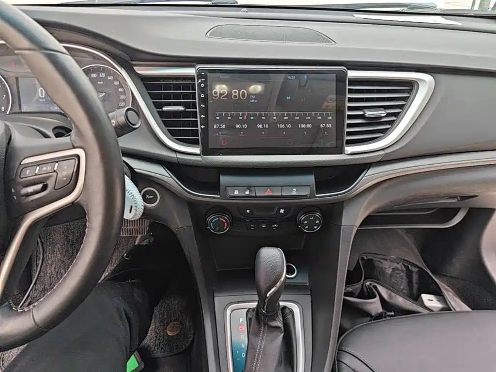 Buick Excelle 2019 — фото 13