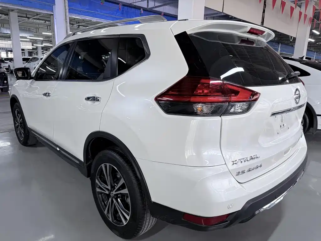 Nissan X-Trail 2020 — фото 17