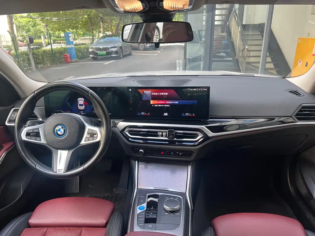 BMW i3 2022 — фото 9