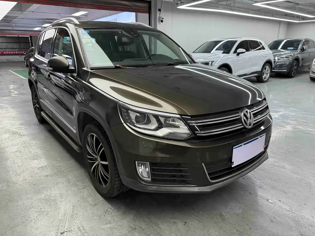 Volkswagen Tiguan 2015 — фото 3