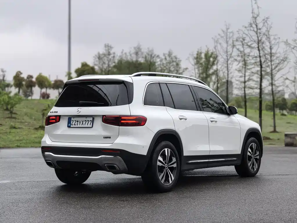 Mercedes-Benz GLB 2024 — фото 17