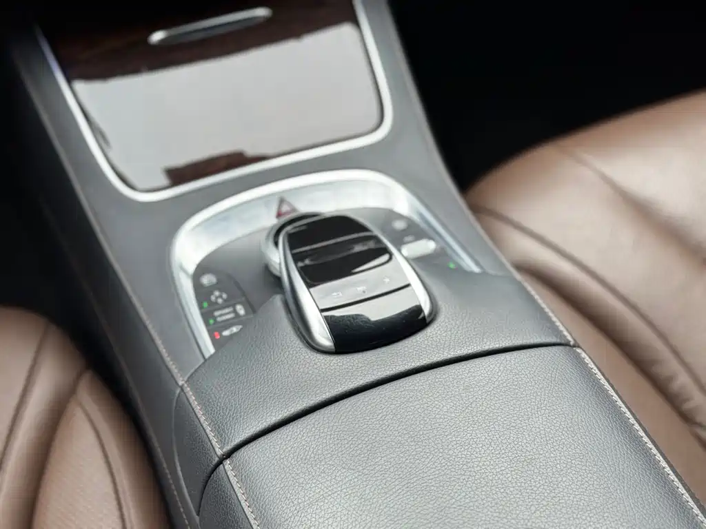 Mercedes-Benz S-Class 2017 — фото 15