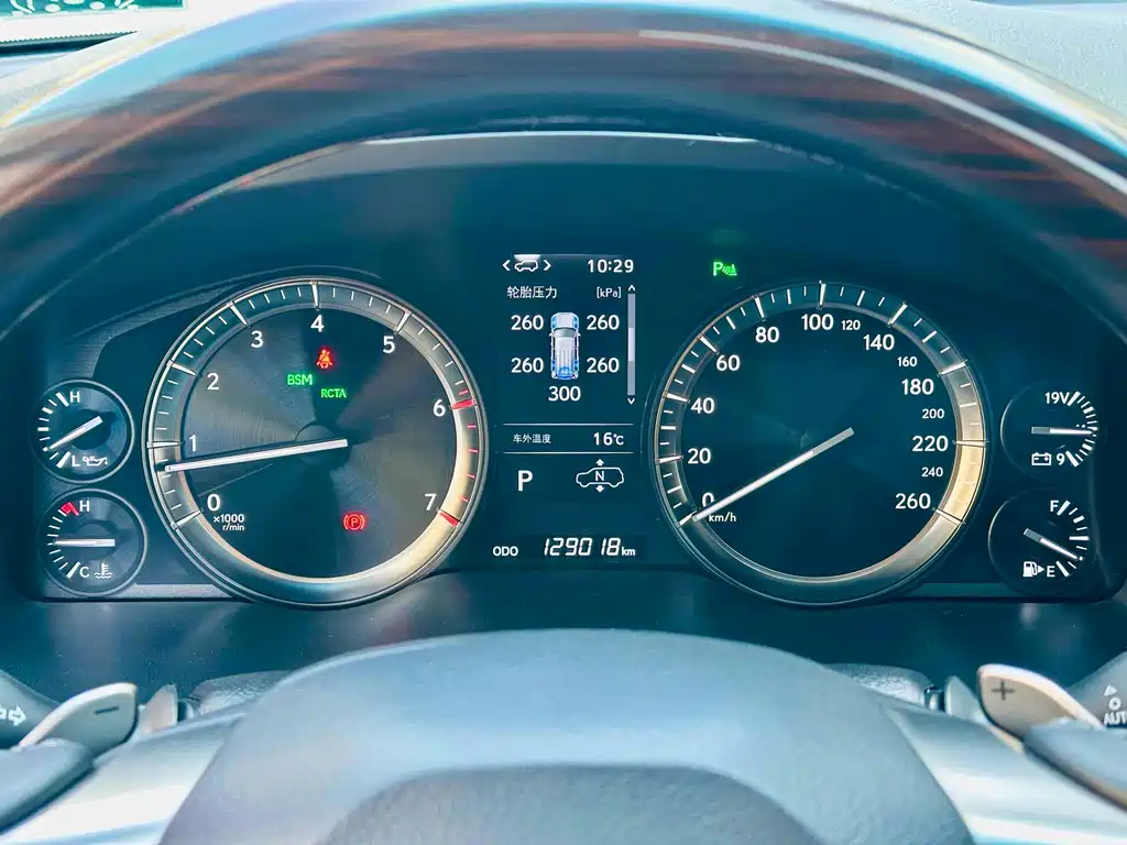 Lexus LX 2019 — фото 11