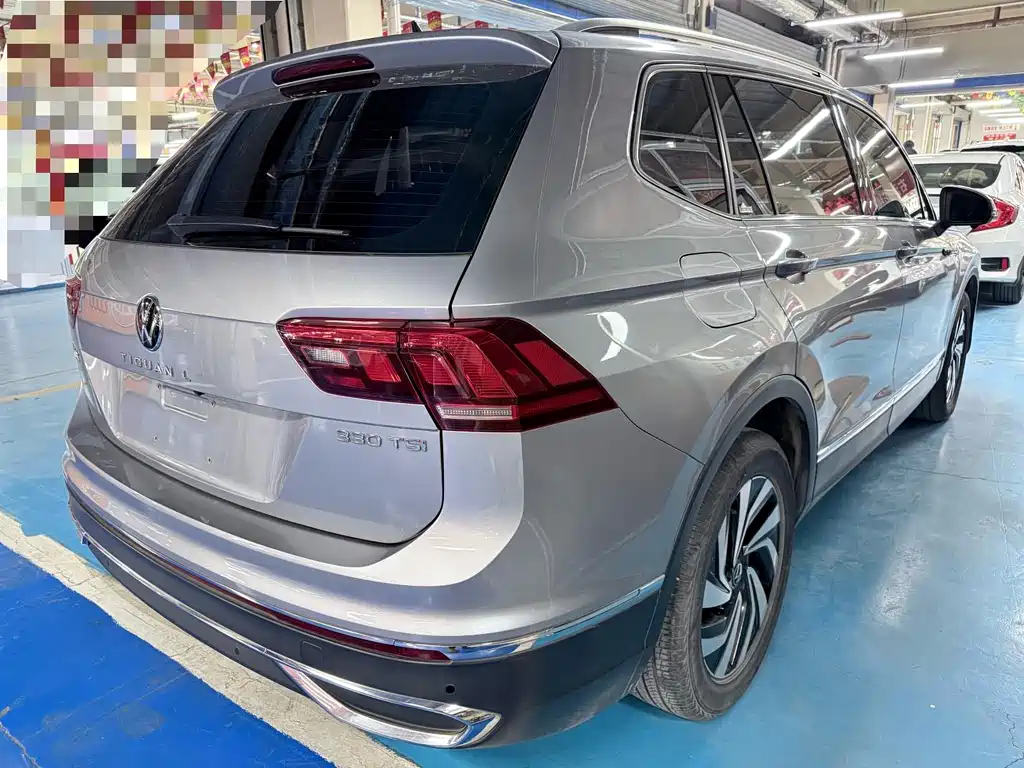 Volkswagen Tiguan L 2022 — фото 19