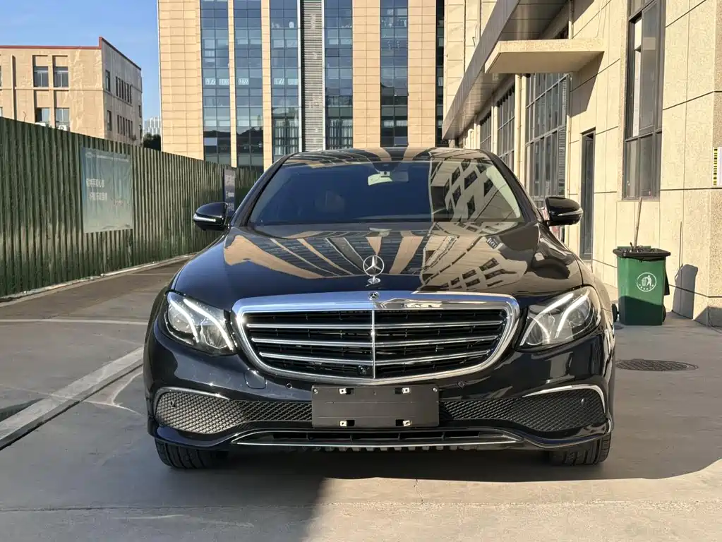 Mercedes-Benz E-Class 2020 — фото 2