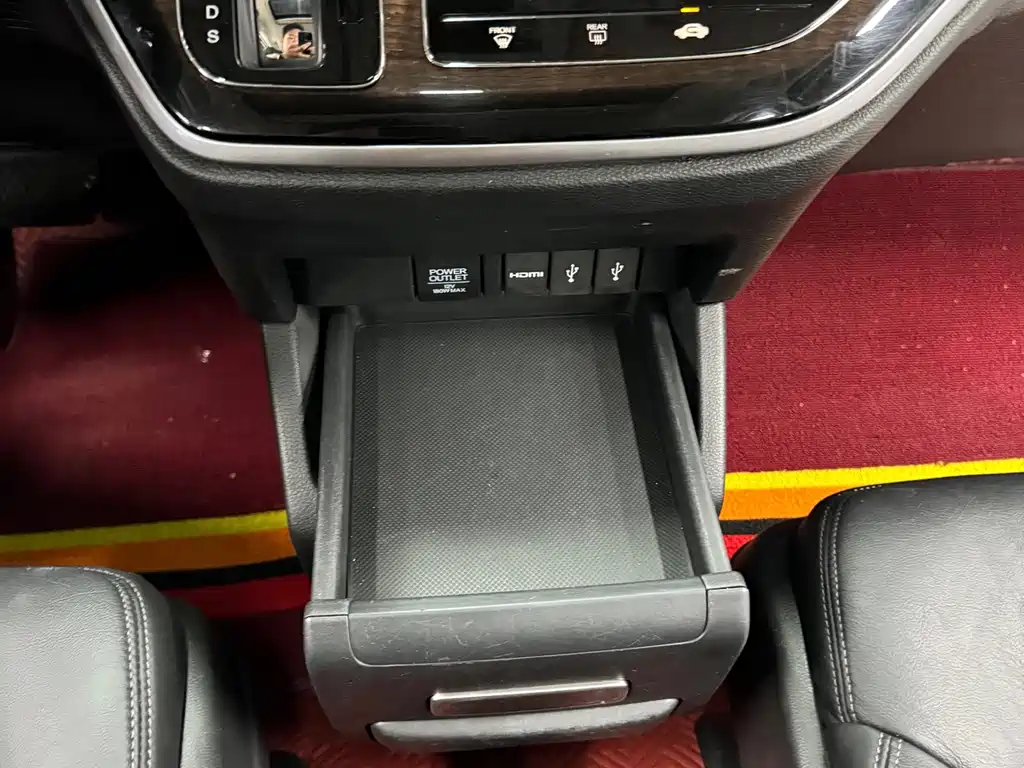 Honda Odyssey 2018 — фото 15