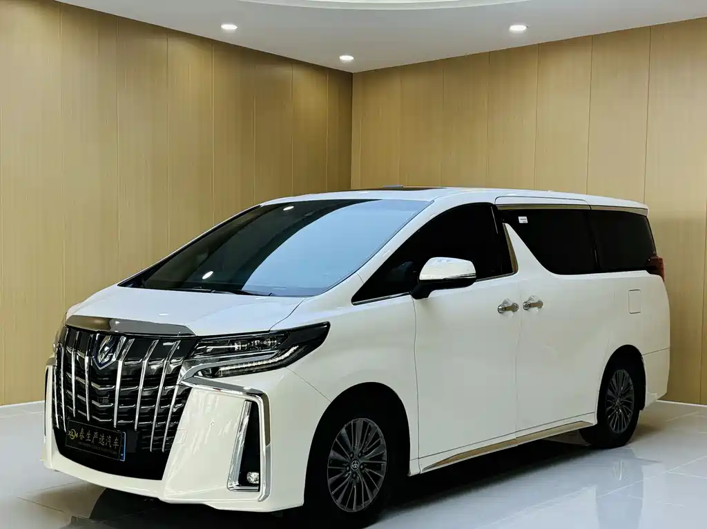 Toyota Alphard 2021 — фото 1