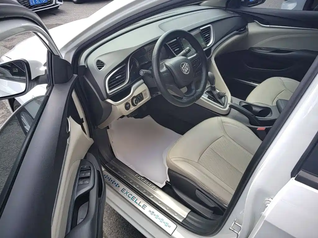 Buick Excelle 2016 — фото 16