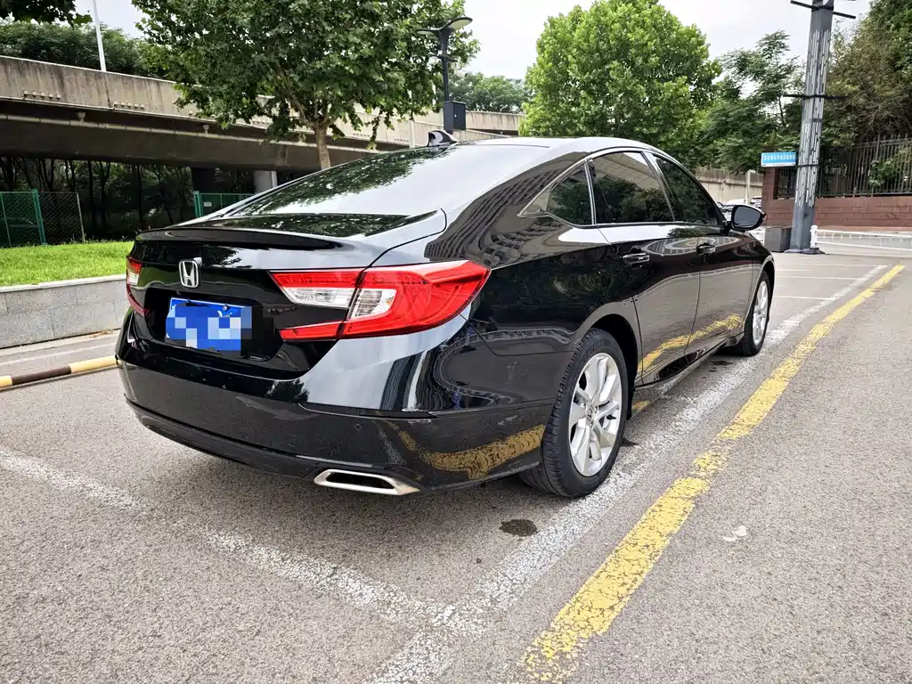 Honda Accord 2021 — фото 12