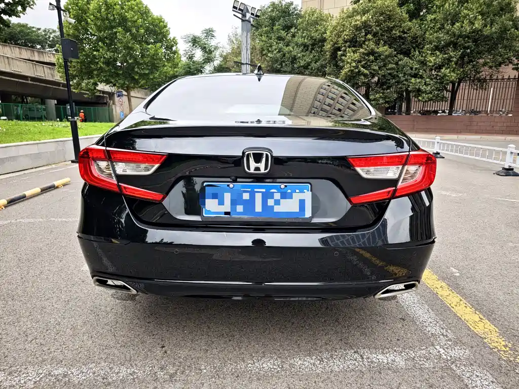 Honda Accord 2021 — фото 11