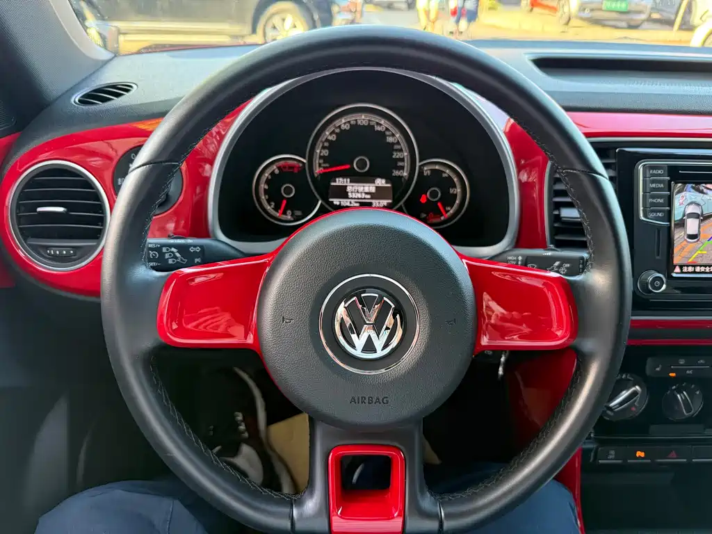 Volkswagen Beetle 2019 — фото 14