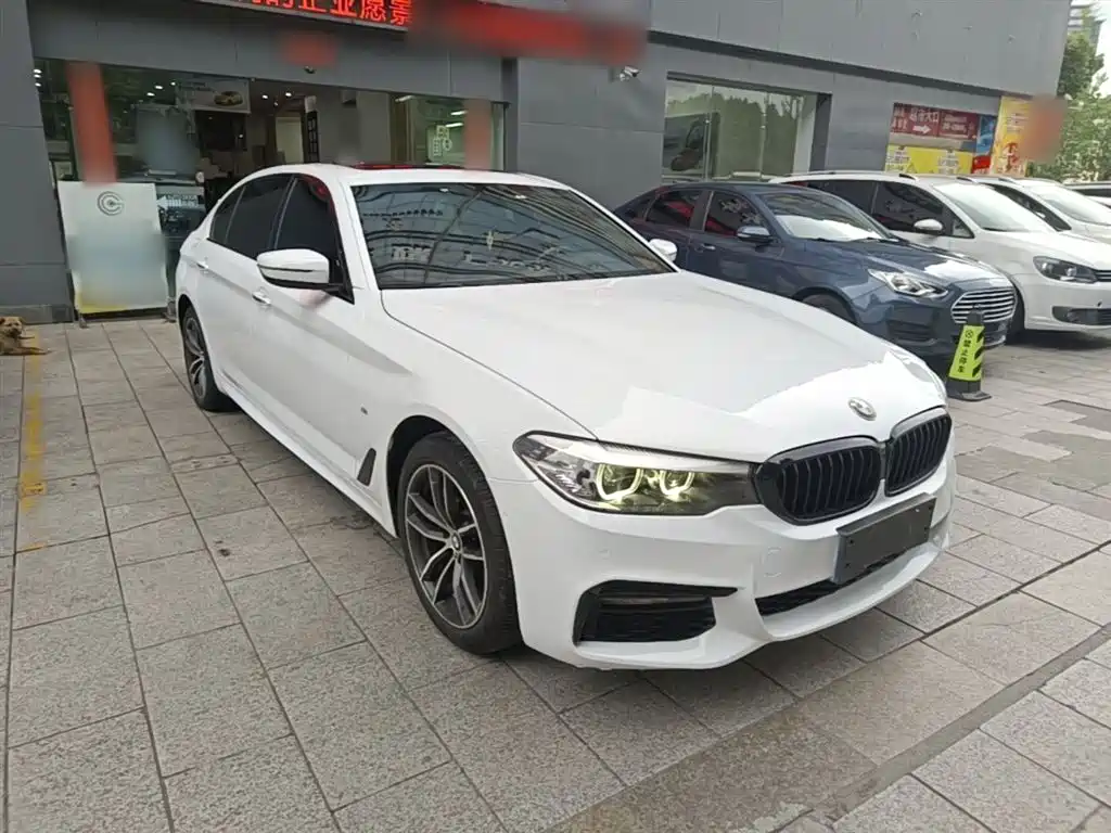 BMW 5 Series 2018 — фото 4