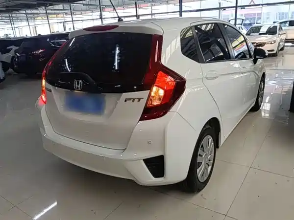 Honda Fit 2016