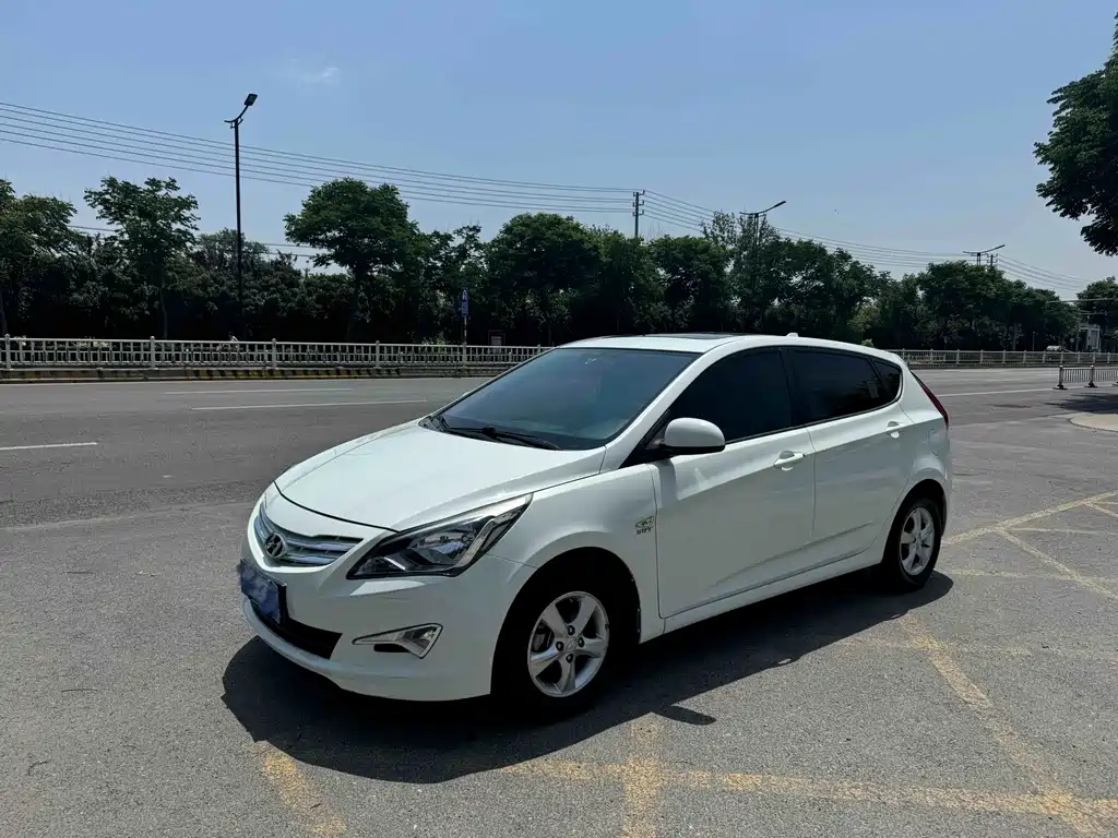 Hyundai Ruiyi 2015