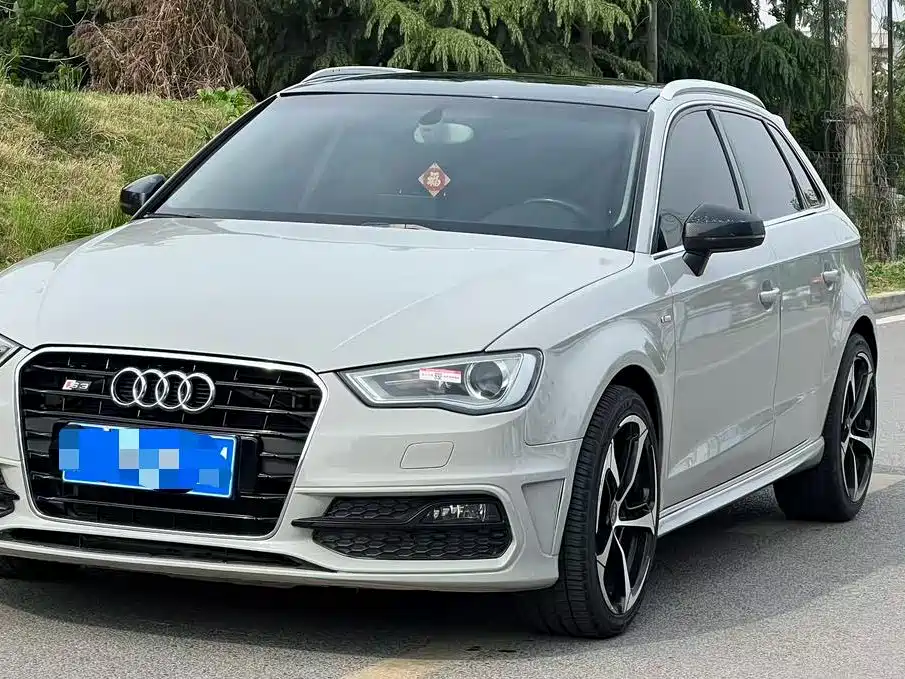 Audi A3 2014 — фото 1