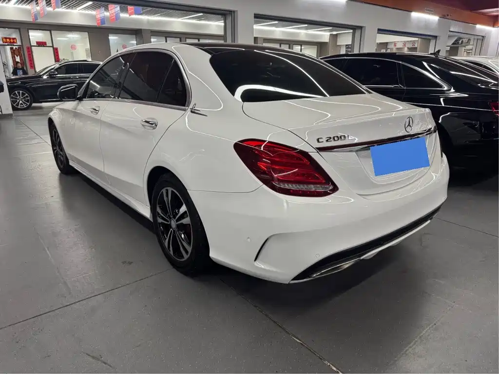 Mercedes-Benz C-Class 2016 — фото 20