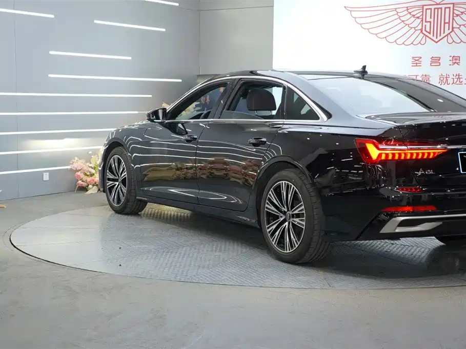 Audi A6L 2024 — фото 3