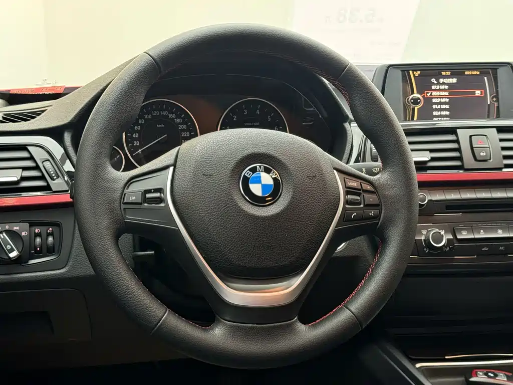 BMW 3 Series 2014 — фото 11