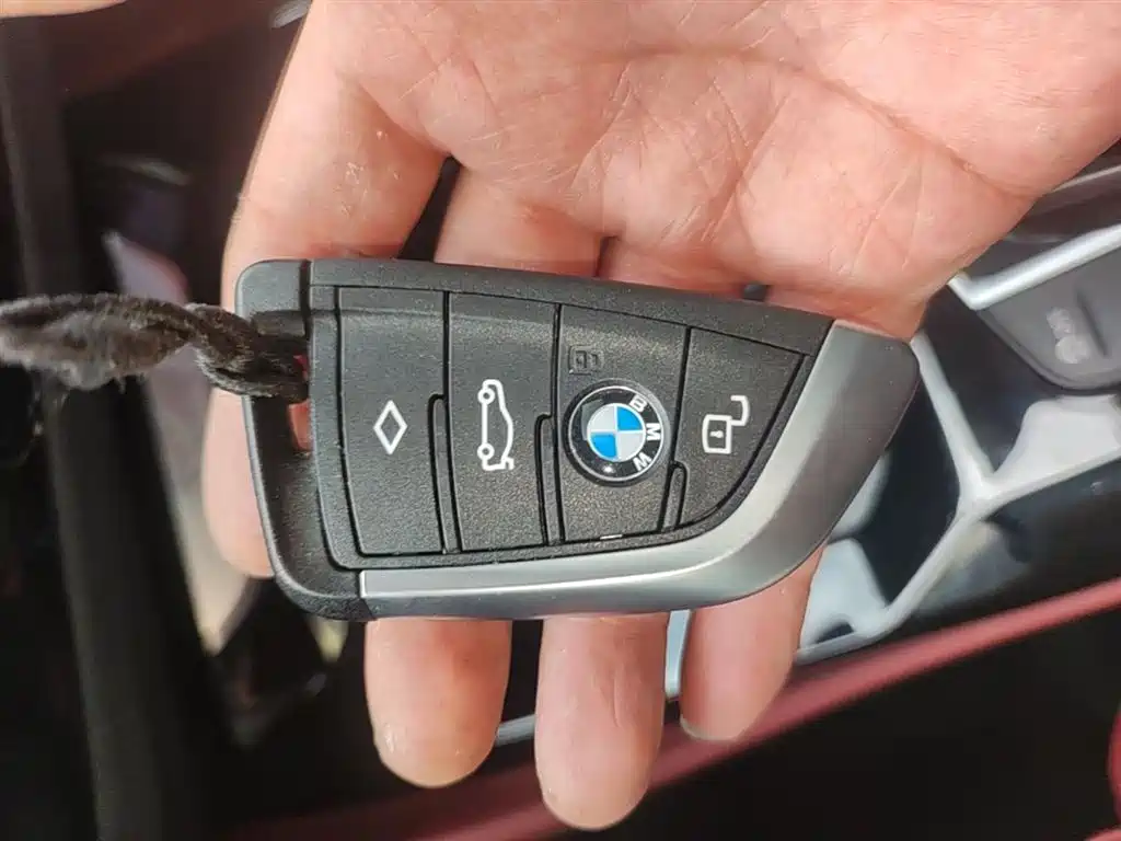 BMW X4 2024 — фото 9