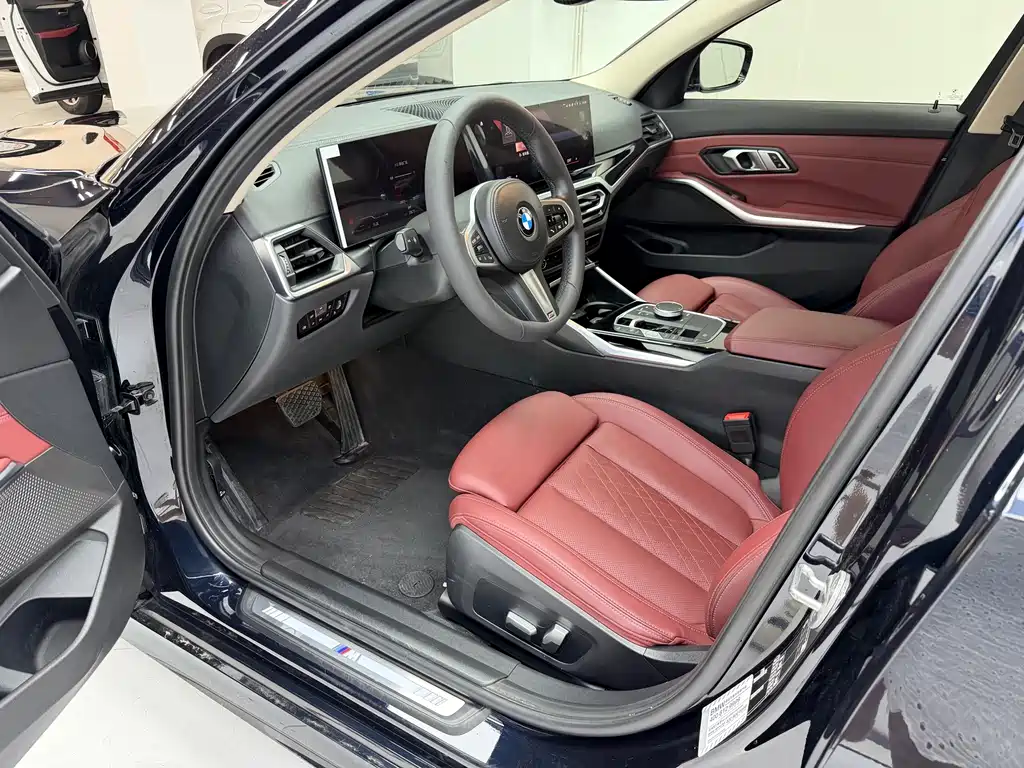 BMW 3 Series 2023 — фото 14