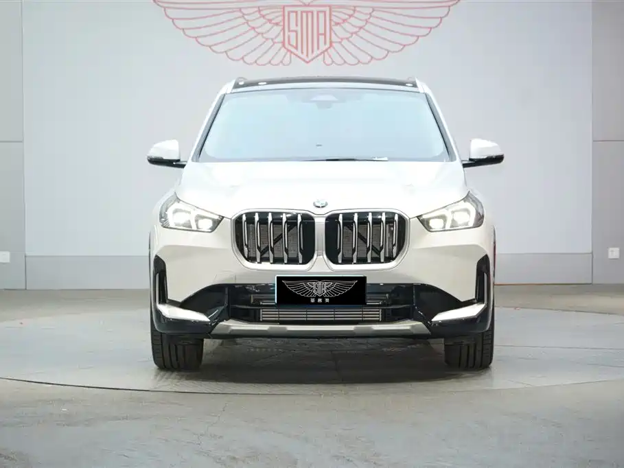 BMW X1 2025 — фото 2
