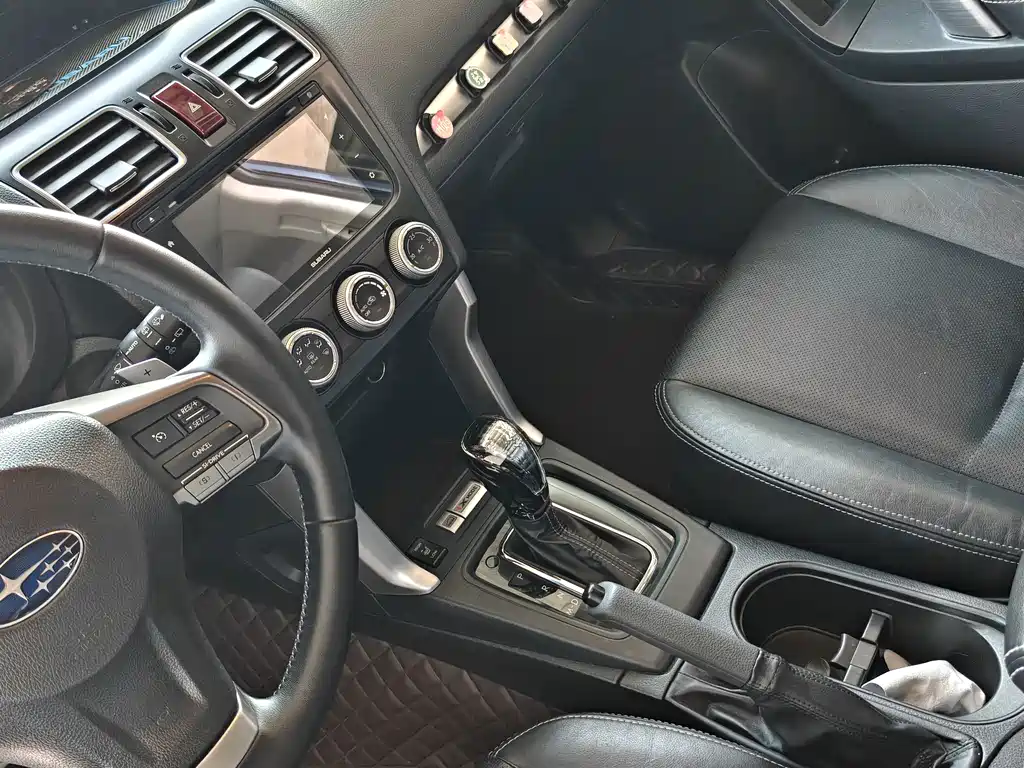 Subaru Forester 2015