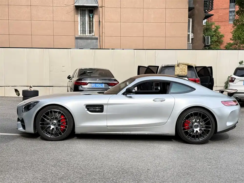 Mercedes-Benz AMG GT 2020 — фото 19
