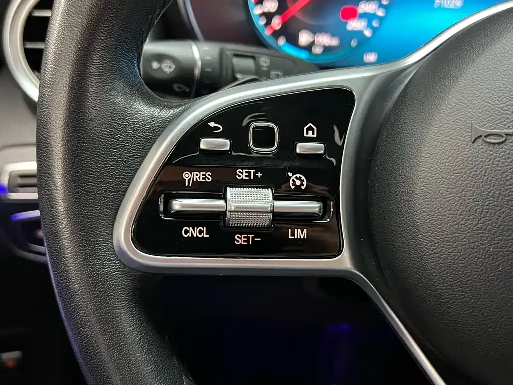 Mercedes-Benz GLC 2020 — фото 20