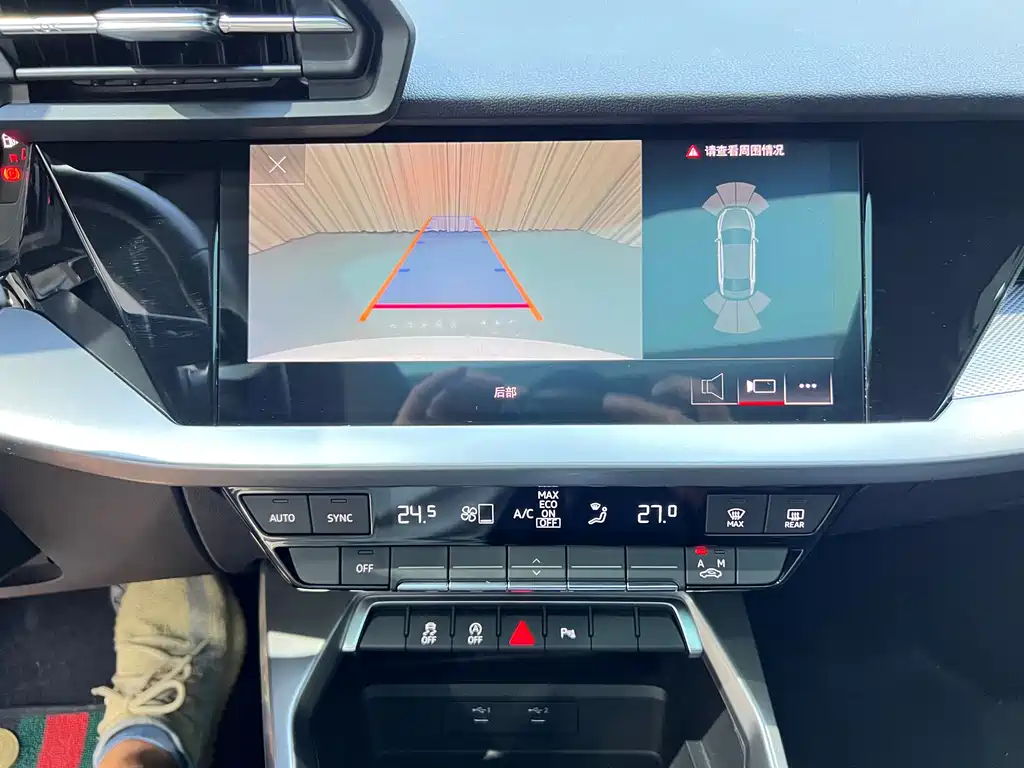 Audi A3 2023 — фото 14