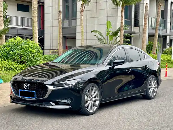 Mazda 3 Axela 2021