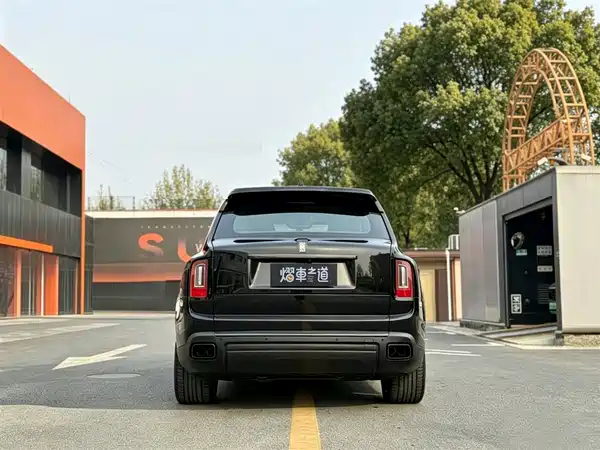 Rolls-Royce Cullinan 2020