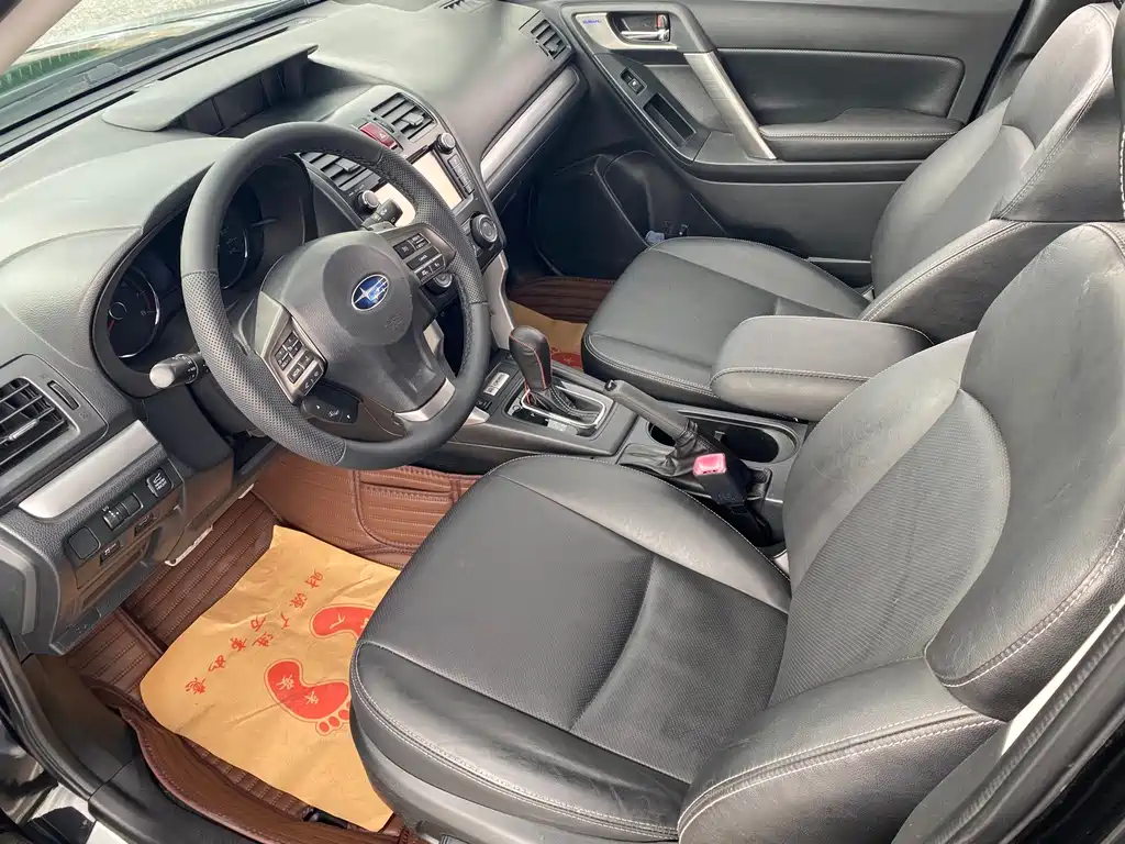 Subaru Forester 2015