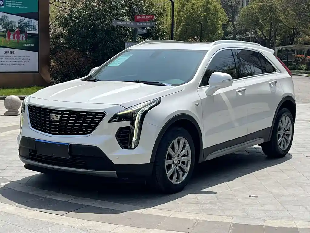 Cadillac XT4 2020 — фото 3