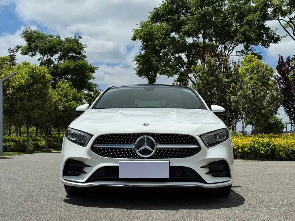 Mercedes-Benz A-Class 2020 — фото 2
