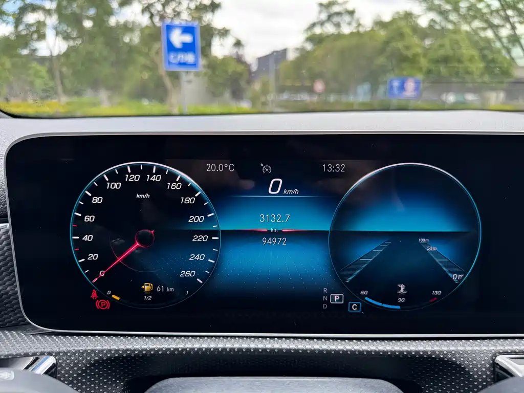 Mercedes-Benz A-Class 2020 — фото 11